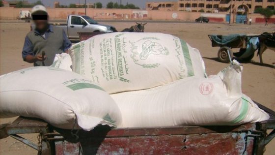 لفتيت ينفي اختلالات توزيع الدقيق المدعم بزاكورة و يؤكد : يتم بإشراف لجان محلية