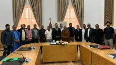 عامل بوجدور يعقد لقاءً تواصلياً مع الإعلام المحلي لتعزيز التعاون والانفتاح المؤسساتي