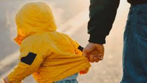 وزارة الداخلية تنفي إصدار مذكرة للمؤسسات التعليمية بشأن “اختطاف الأطفال” وتدعو إلى تحري الدقة